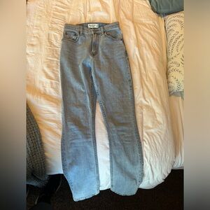 Abercrombie and fitch medium wash 90s slim straight high rise jeans size 25short